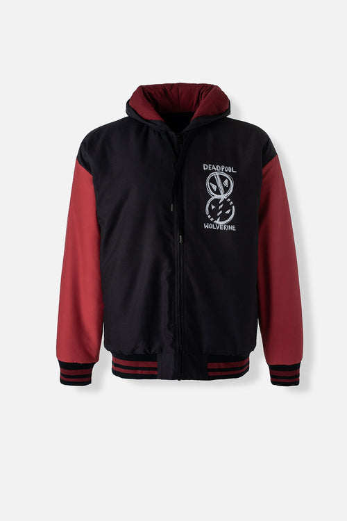 Card slide image -  CHAQUETA DE DEADPOOL ROJA Y NEGRA ENGUATADA PARA HOMBRE