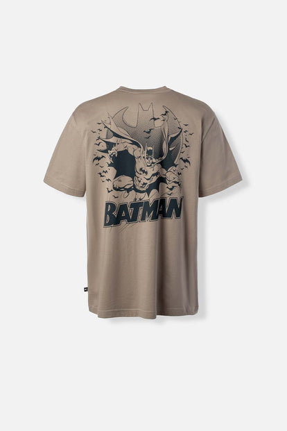  CAMISETA DE BATMAN REGULAR FIT PARA HOMBRE