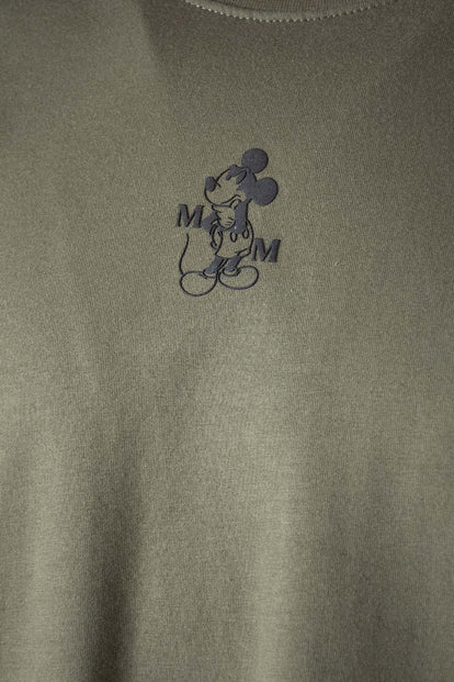  CAMISETA DE MICKEY MOUSE REGULAR FIT PARA HOMBRE