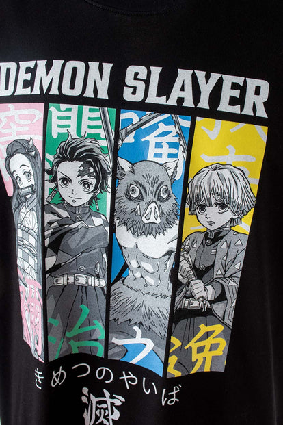  CAMISETA DE DEMON SLAYER NEGRA ESTAMPADA GÉNERO NEUTRO