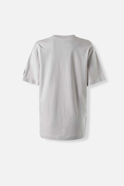 Card slide image -  CAMISETA DE JUJUTSU KAISEN GRIS MANGA CORTA GÉNERO NEUTRO